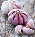 Purple Garlic Seeds for Planting – Heirloom Non‑GMO High Germination Organic Garden Seeds for Culinary Use
