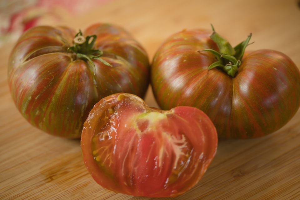 Chocolate Stripes Tomato Seeds for Planting – Heirloom, Non-GMO, High Germination Organic Garden Seeds with Rich Flavor & Bold Color