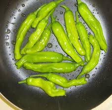 Shishito Vegetable Seeds for Planting – Heirloom Non-GMO Organic Garden Seeds – Mild Peppers Perfect for Pan-Frying